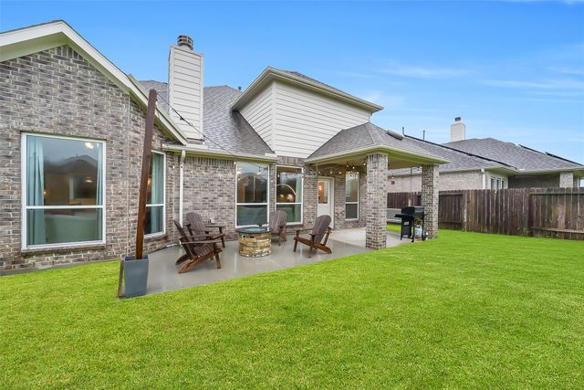 32011 Casa Linda Drive, Hockley, TX 77447