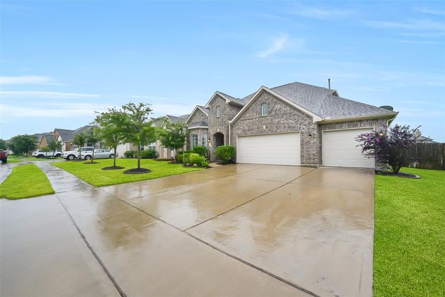 32011 Casa Linda Drive, Hockley, TX 77447