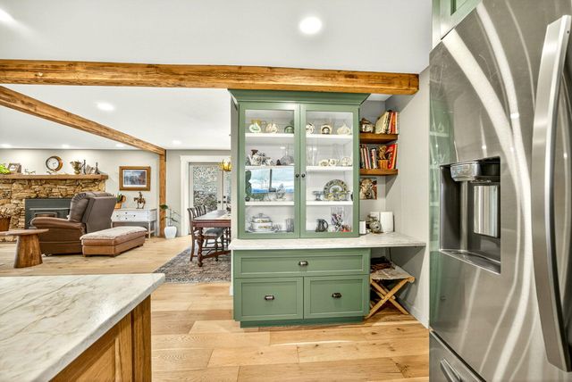 4075 Livingston Road, Central Point, OR 97502