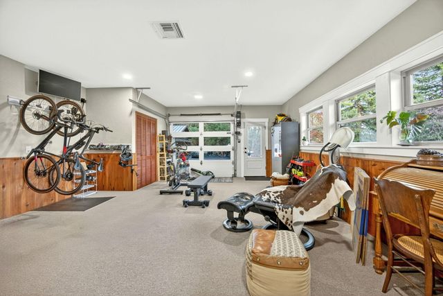 4075 Livingston Road, Central Point, OR 97502