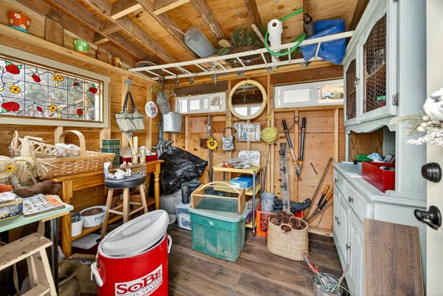 4075 Livingston Road, Central Point, OR 97502