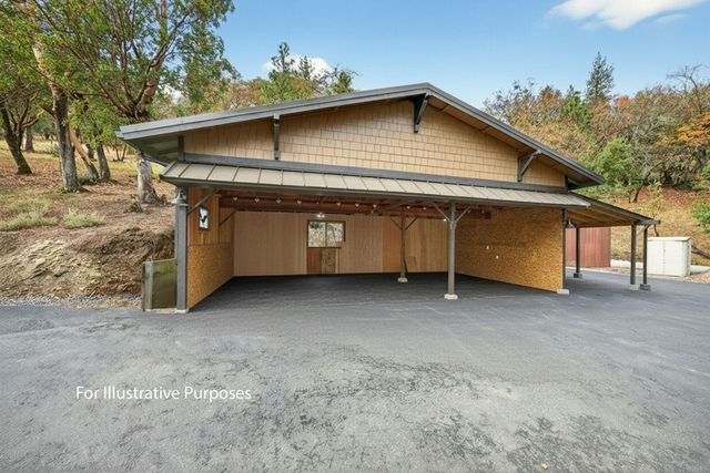 4075 Livingston Road, Central Point, OR 97502