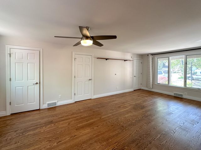 21203 River Road, Grosse Pointe, MI 48236