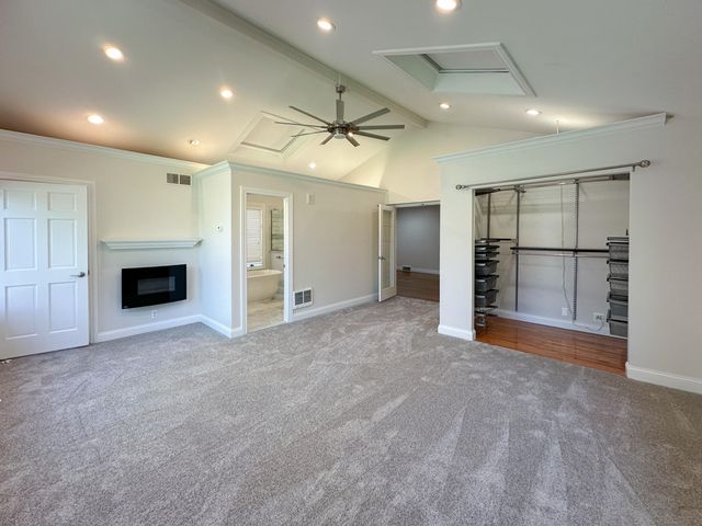 21203 River Road, Grosse Pointe, MI 48236