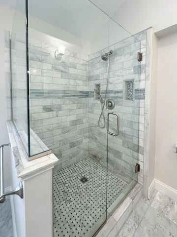 21203 River Road, Grosse Pointe, MI 48236