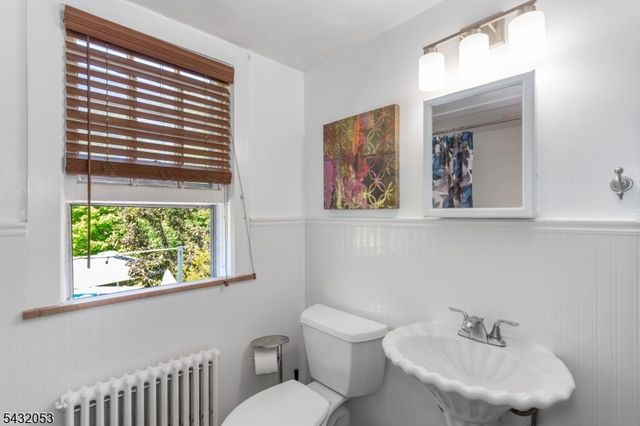 12 Overlook Ave, West Orange Twp., NJ 07052