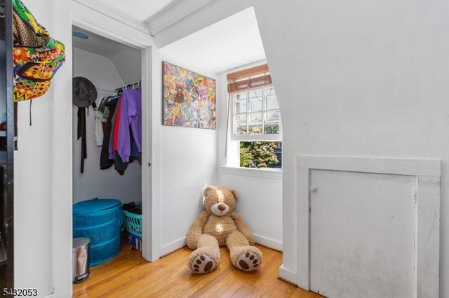 12 Overlook Ave, West Orange Twp., NJ 07052