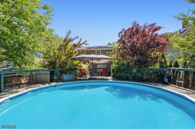 12 Overlook Ave, West Orange Twp., NJ 07052