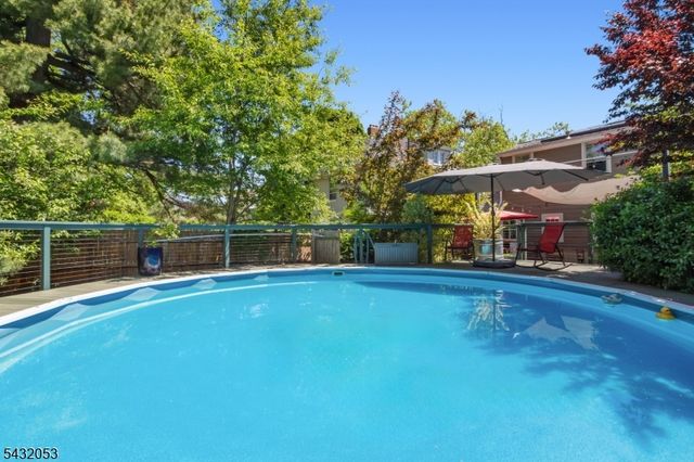 12 Overlook Ave, West Orange Twp., NJ 07052