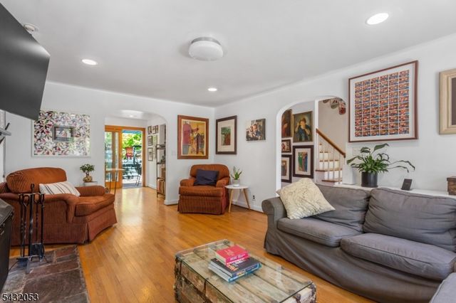 12 Overlook Ave, West Orange Twp., NJ 07052