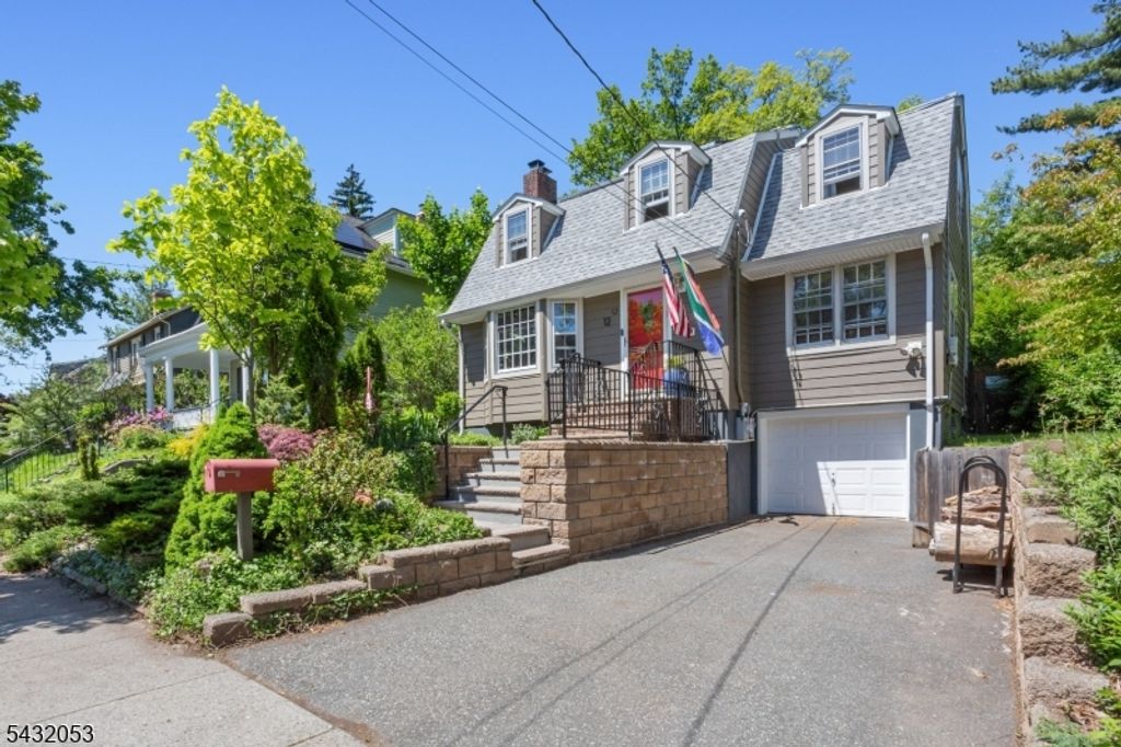 12 Overlook Ave, West Orange Twp., NJ 07052