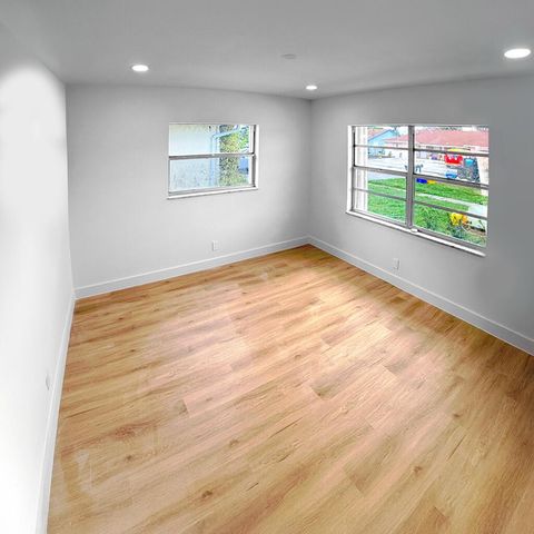 3902 Harwood Street, West Palm Beach, FL 33403