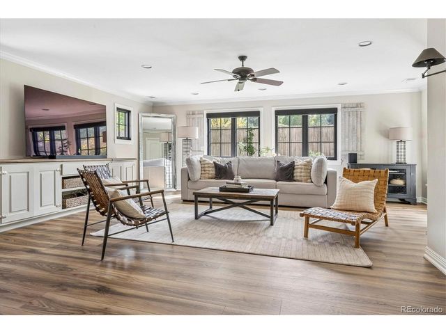 5950 S Ogden Ct, Centennial, CO 80121
