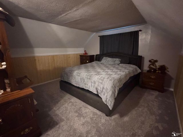 45 Cleveland Street, Trenton, MI 48183