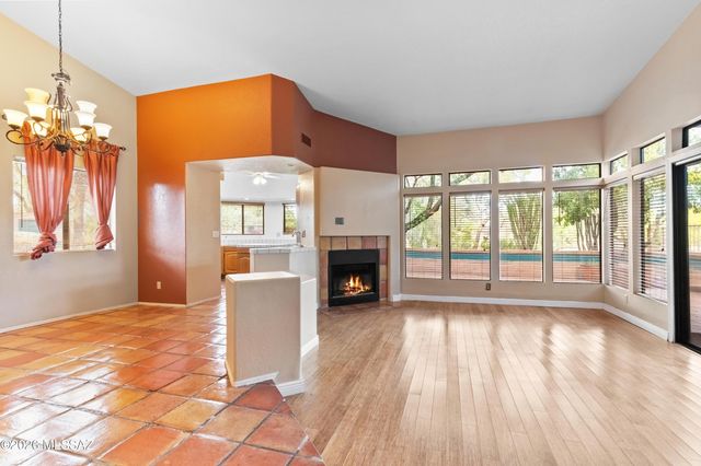 140 N Caviar Place, Tucson, AZ 85745