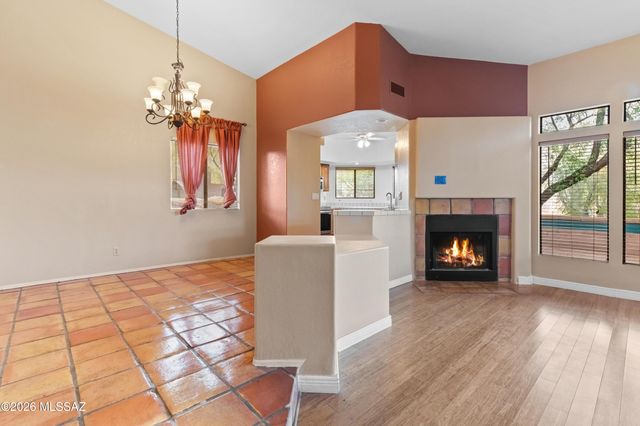 140 N Caviar Place, Tucson, AZ 85745