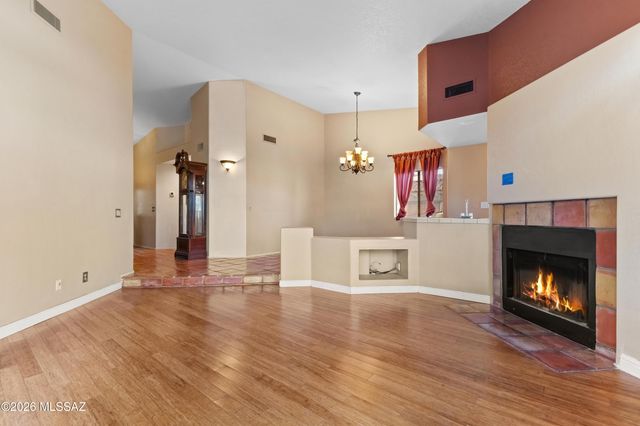 140 N Caviar Place, Tucson, AZ 85745