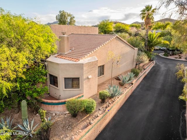 140 N Caviar Place, Tucson, AZ 85745