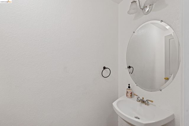 5019 Fernbank, Antioch, CA 94513