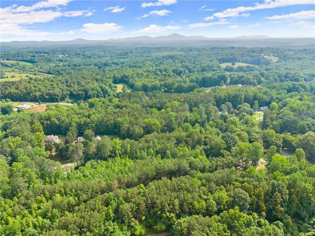 1 Yellow Creek, Gainesville, GA 30506