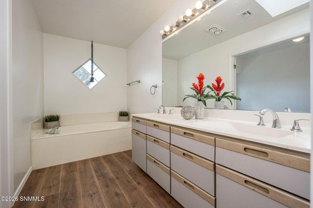 2209 San Felipe, Las Cruces, NM 88011