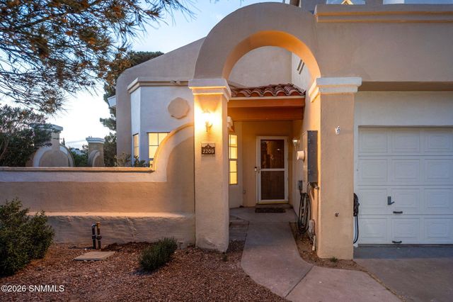 2209 San Felipe, Las Cruces, NM 88011