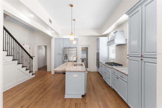 3506 N ARLINGTON AVENUE, Tampa, FL 33603