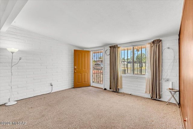 1231 E Missouri Street, Tucson, AZ 85714