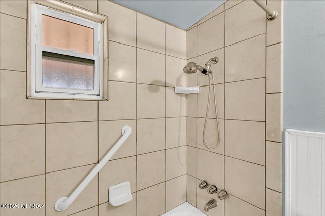 1231 E Missouri Street, Tucson, AZ 85714