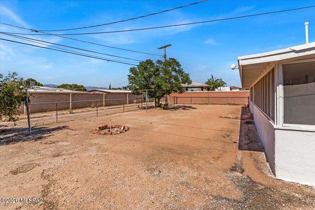 1231 E Missouri Street, Tucson, AZ 85714