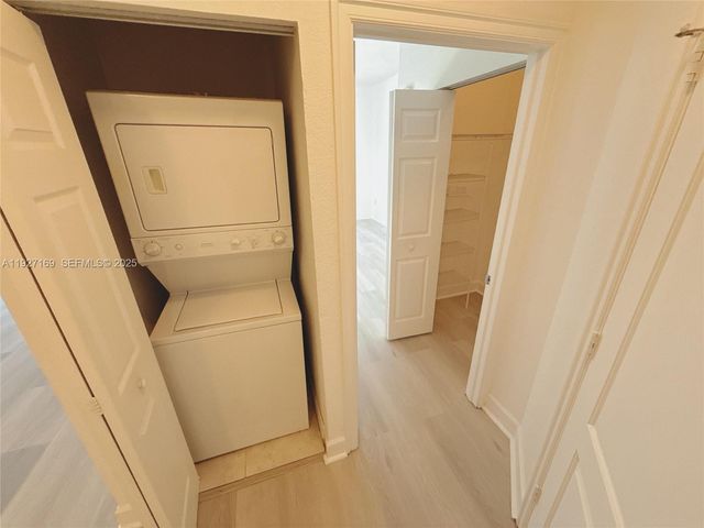 1830 Radius Dr 1121, Hollywood, FL 33020