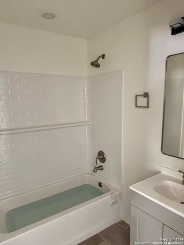 1014 ONSLOW, San Antonio, TX 78202