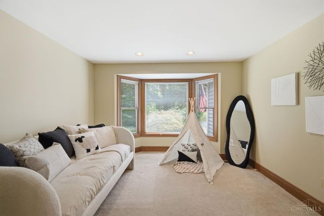 9450 Kemper Grove Lane, Symmes Twp, OH 45140