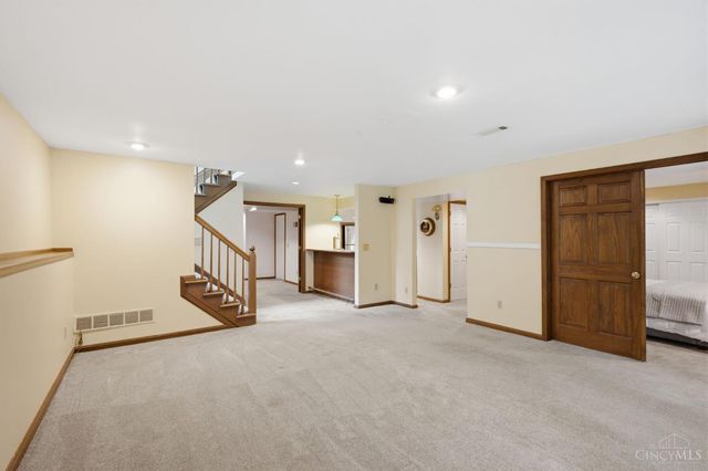 9450 Kemper Grove Lane, Symmes Twp, OH 45140