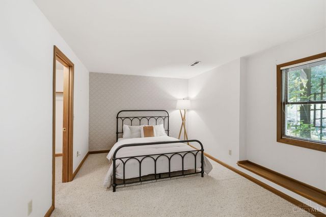 9450 Kemper Grove Lane, Symmes Twp, OH 45140
