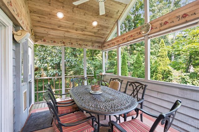 9450 Kemper Grove Lane, Symmes Twp, OH 45140
