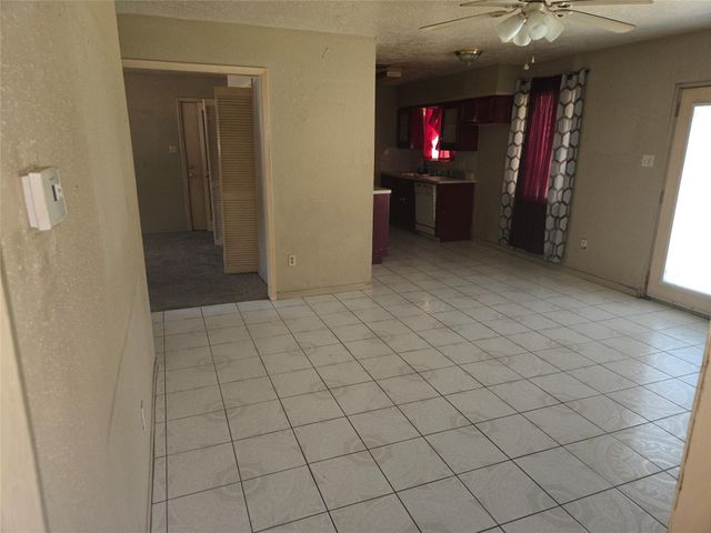 4814 Tidewater Drive, Houston, TX 77045