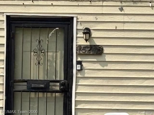 15245 Novara Street, Detroit, MI 48205