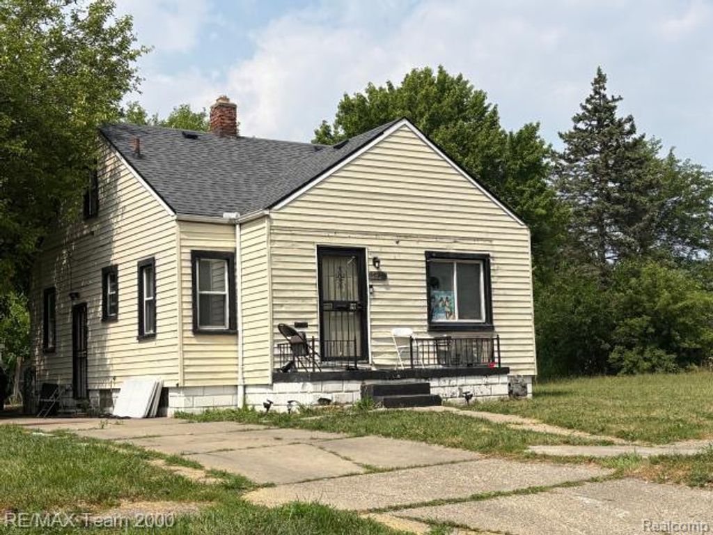 15245 Novara Street, Detroit, MI 48205