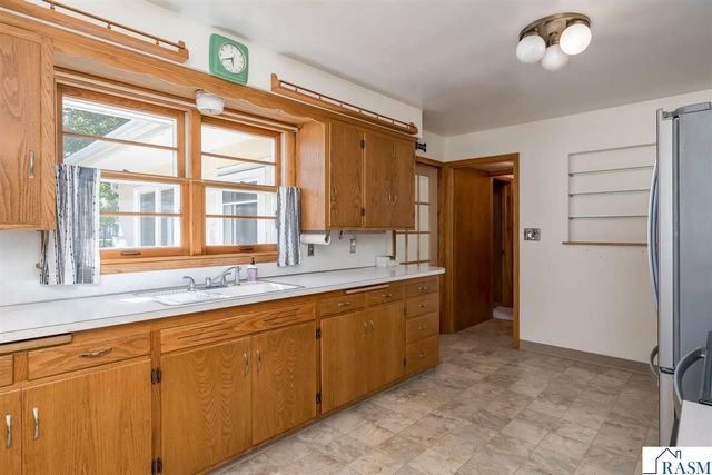 443 Harrison Avenue, North Mankato, MN 56003