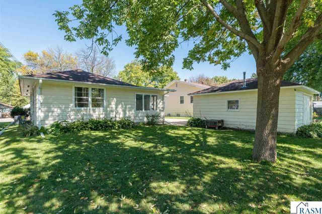 443 Harrison Avenue, North Mankato, MN 56003