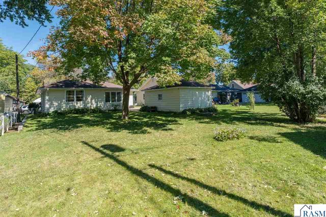 443 Harrison Avenue, North Mankato, MN 56003