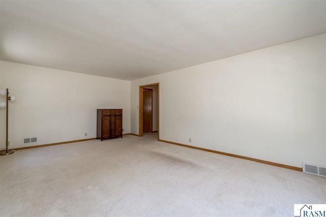 443 Harrison Avenue, North Mankato, MN 56003
