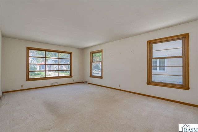 443 Harrison Avenue, North Mankato, MN 56003