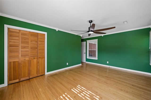 504 Monssen Drive, Dallas, TX 75224