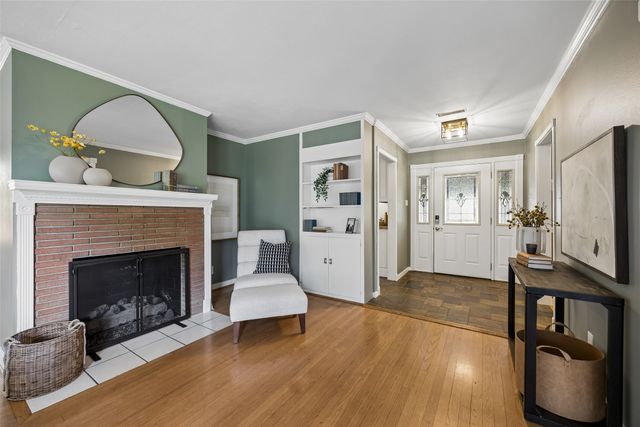 504 Monssen Drive, Dallas, TX 75224