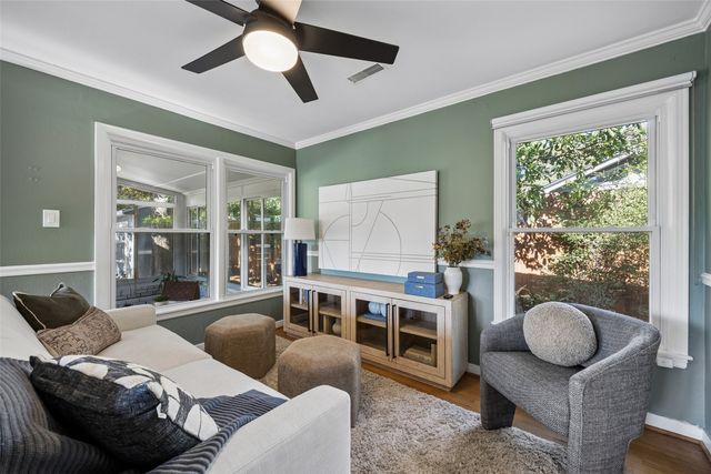 504 Monssen Drive, Dallas, TX 75224