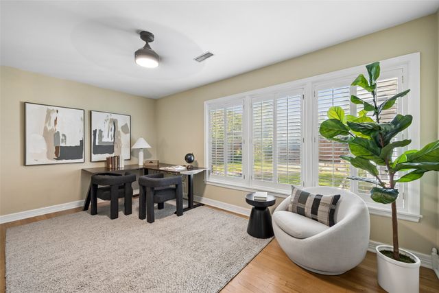 504 Monssen Drive, Dallas, TX 75224