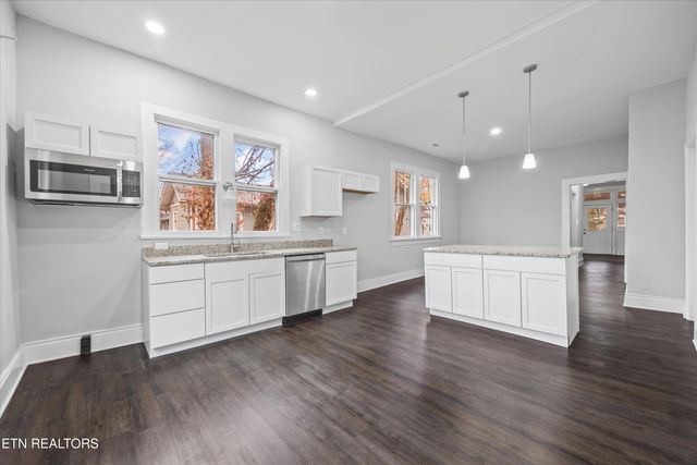 2444 woodbine Ave, Knoxville, TN 37917