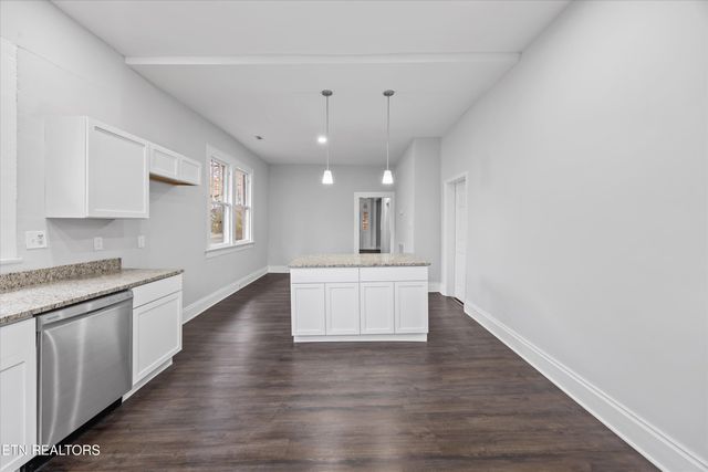 2444 woodbine Ave, Knoxville, TN 37917